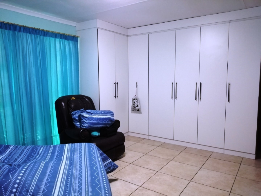 5 Bedroom Property for Sale in Sasolburg Free State